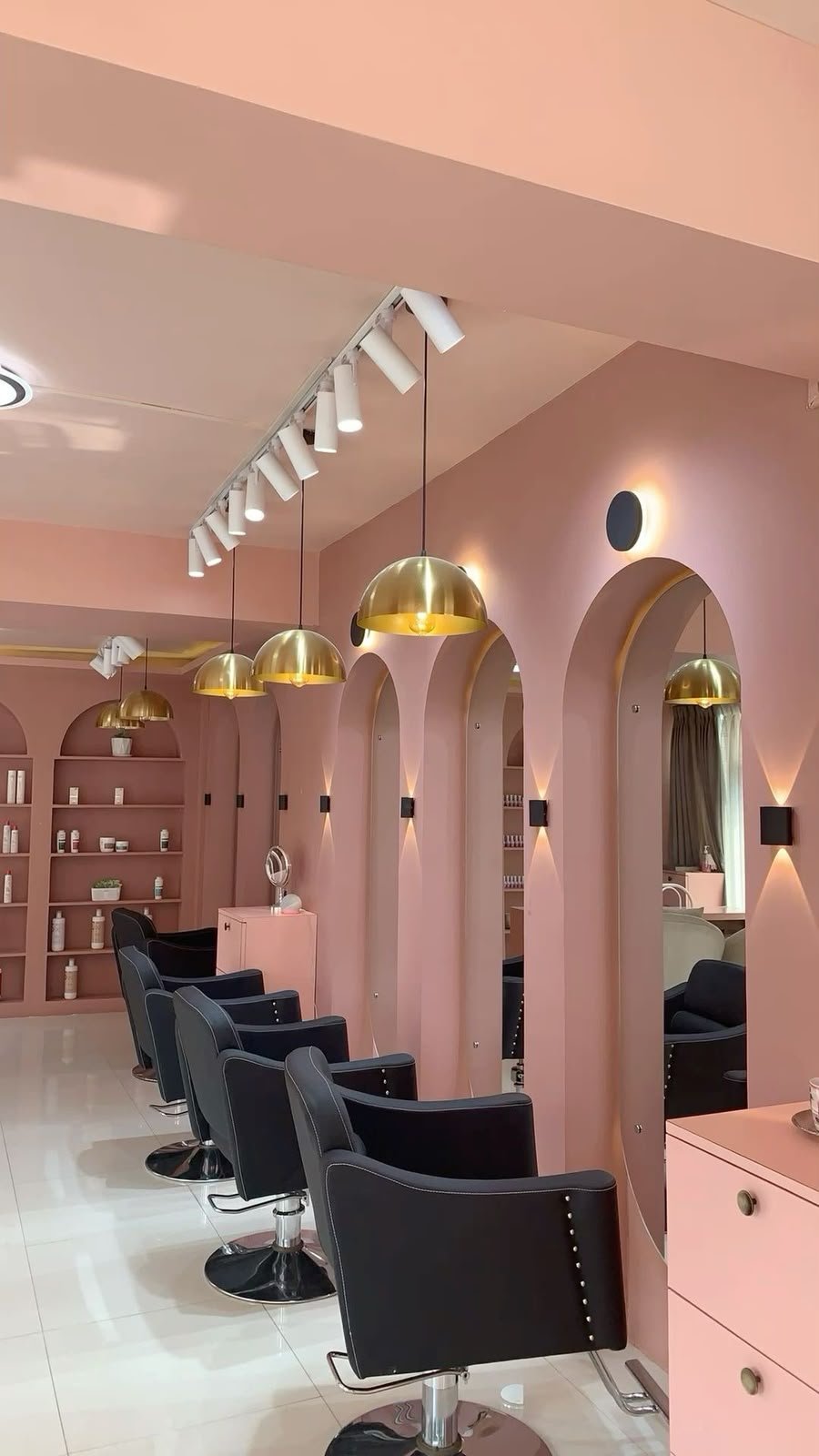 salon sitting